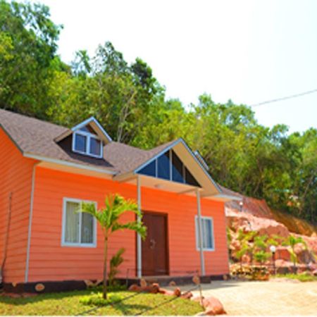 Mimiland Batu Payung Hotel Singkawang Exterior photo