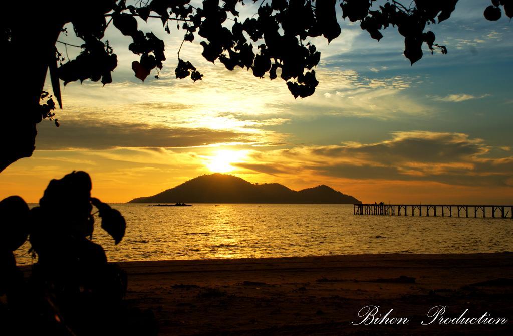 Mimiland Batu Payung Hotel Singkawang Exterior photo